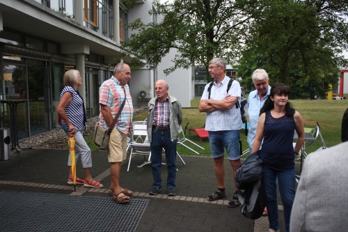 Alle warten auf die Führerin